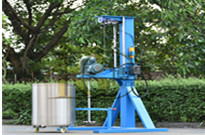 電動(dòng)分散機(jī)與其它攪拌機(jī)的不同點(diǎn)！